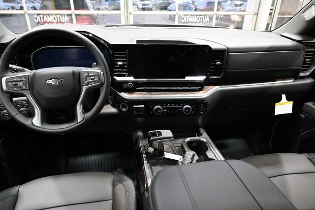 New 2026 Chevrolet Silverado 1500 RST w/ RST All Star Premium Package image 15
