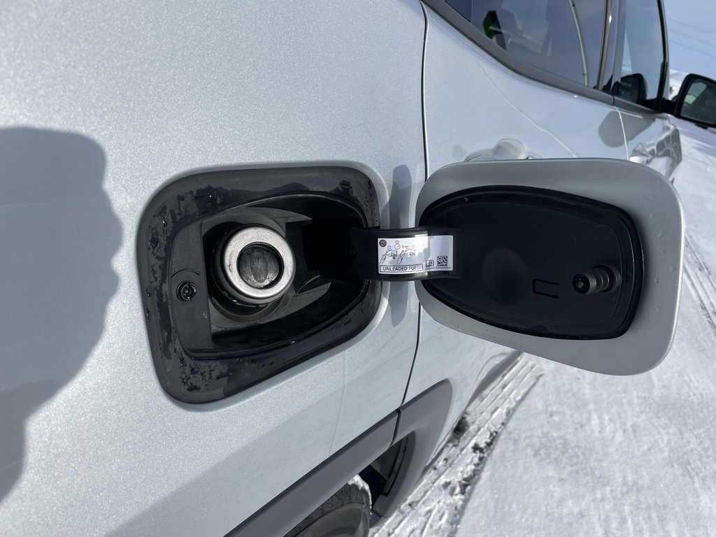 Used 2024 Jeep Compass Latitude image 51