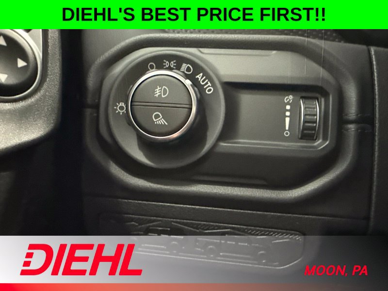 New 2026 Jeep Gladiator Rubicon w/ Steel Power Dome Hood Package AWD/4WD image 23