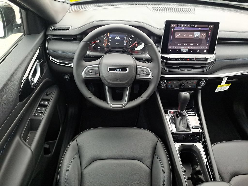 New 2026 Jeep Compass Limited AWD/4WD image 11