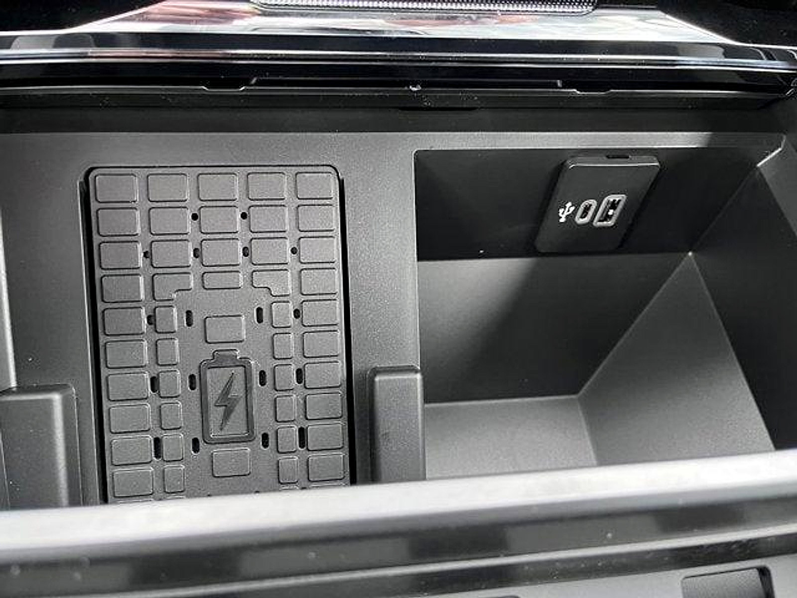 New 2026 Ford F350 Lariat RWD image 25