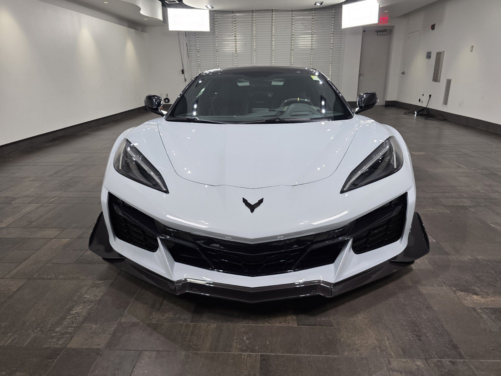 Used 2023 Chevrolet Corvette Z06 w/ Z07 Performance Package RWD image 32