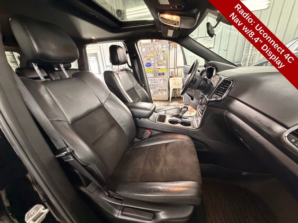 Used 2021 Jeep Grand Cherokee Laredo X image 35