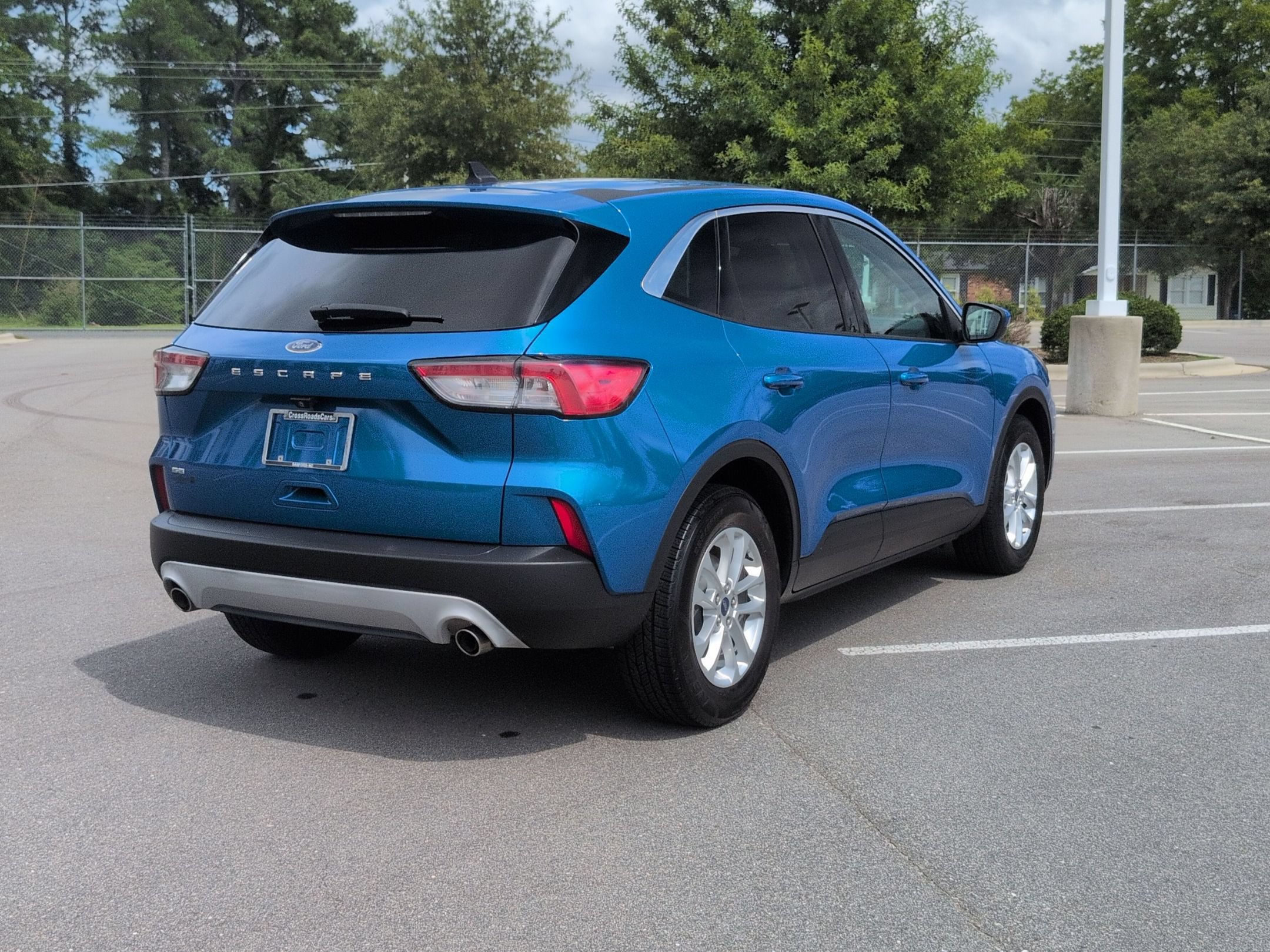 Used 2021 Ford Escape SE w/ Convenience Package FWD image 4
