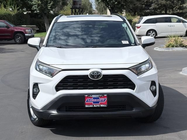 Used 2019 Toyota RAV4 XLE w/ Convenience Package AWD/4WD image 3