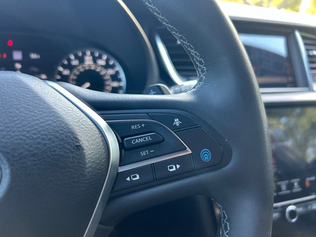 Used 2023 INFINITI QX50 Sport image 21