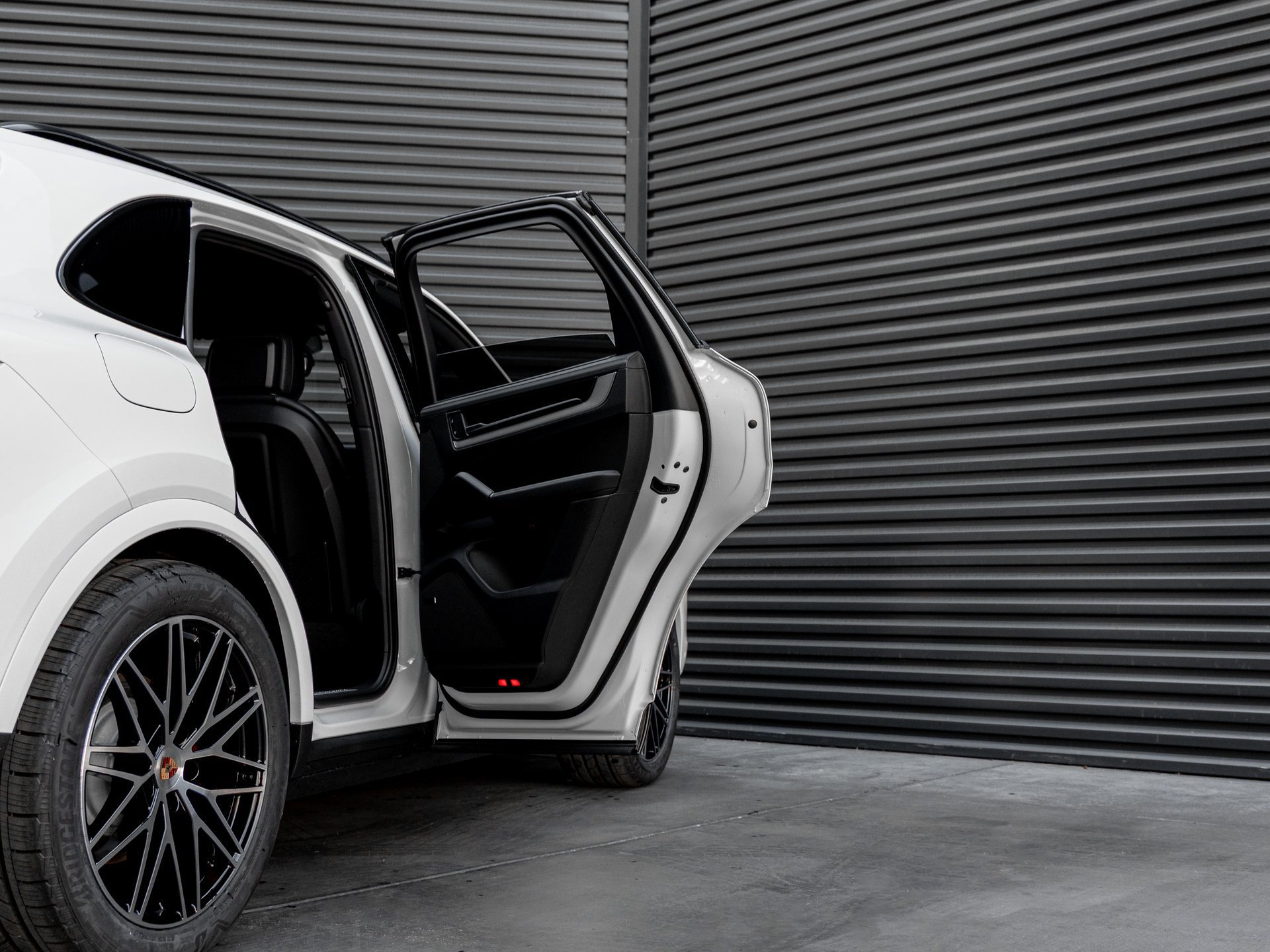 New 2026 Porsche Cayenne S AWD/4WD image 33