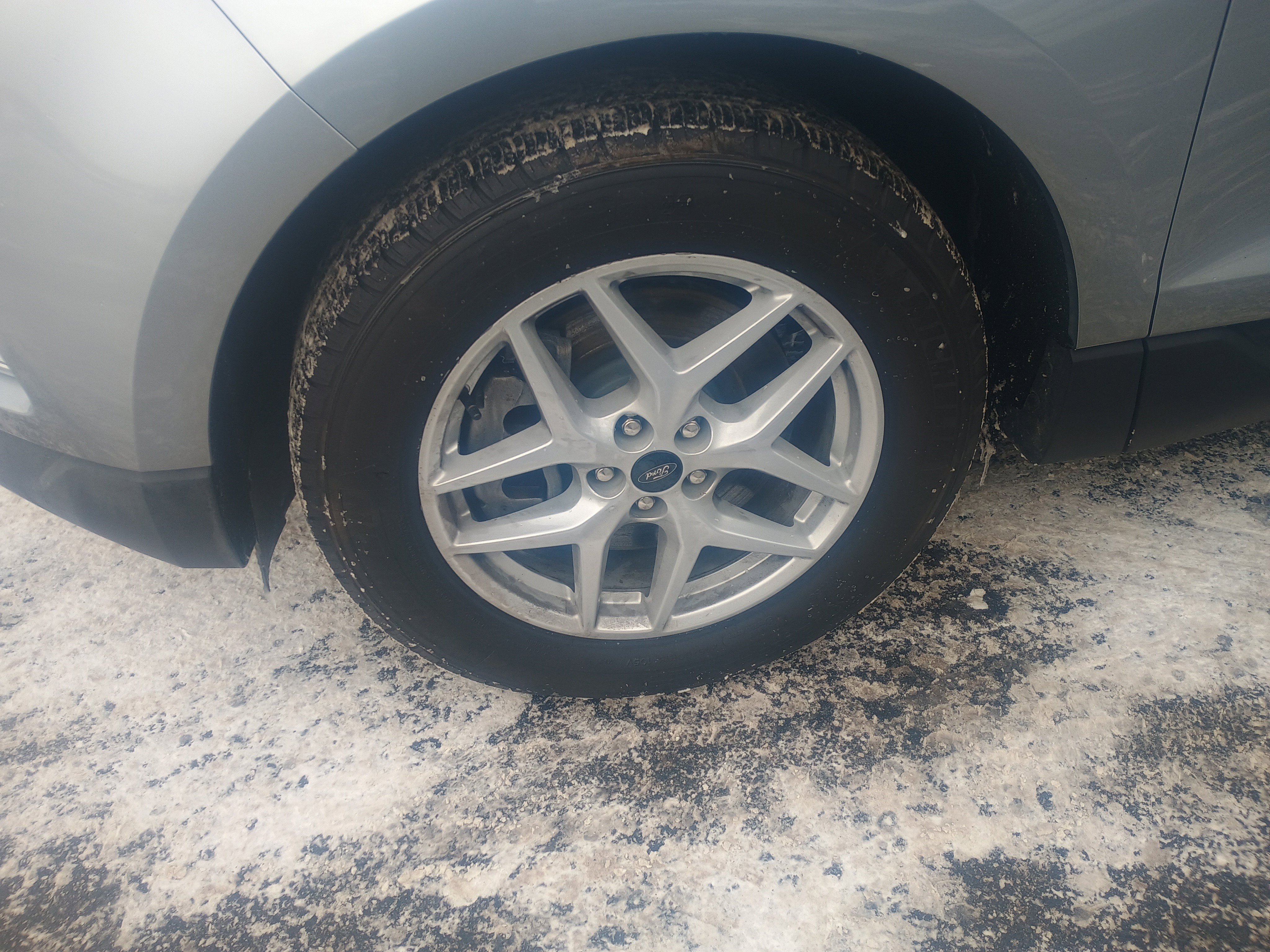 Certified 2024 Ford Edge SEL w/ Convenience Package image 4