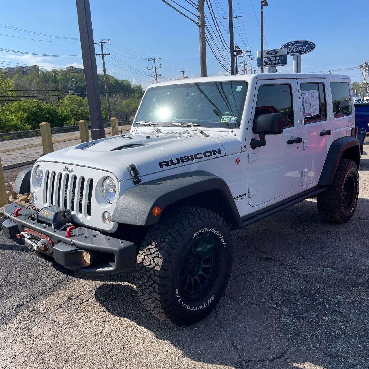 Used 2015 Jeep Wrangler Unlimited Rubicon AWD/4WD image 2