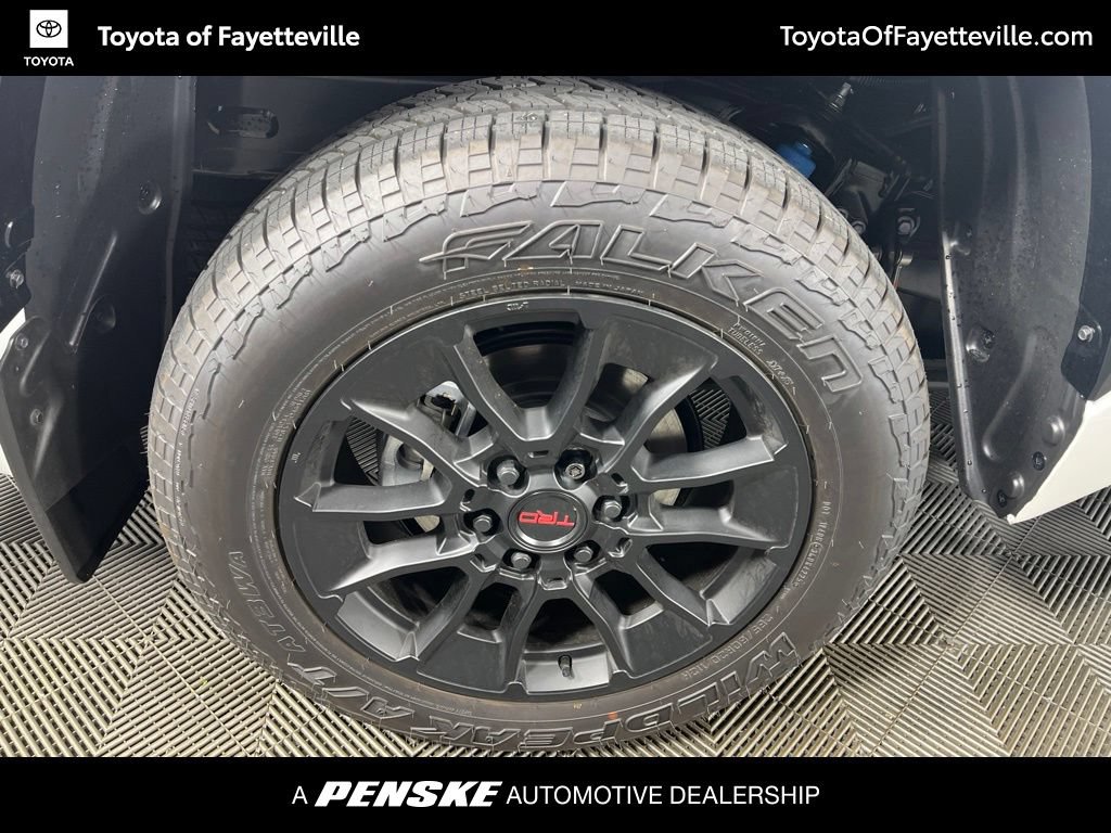 New 2026 Toyota Tundra Platinum w/ TRD Off-Road Package AWD/4WD image 18