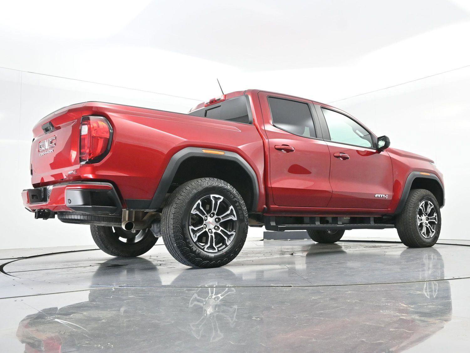 Used 2024 GMC Canyon AT4 w/ Canyon Safety Plus Package AWD/4WD image 44