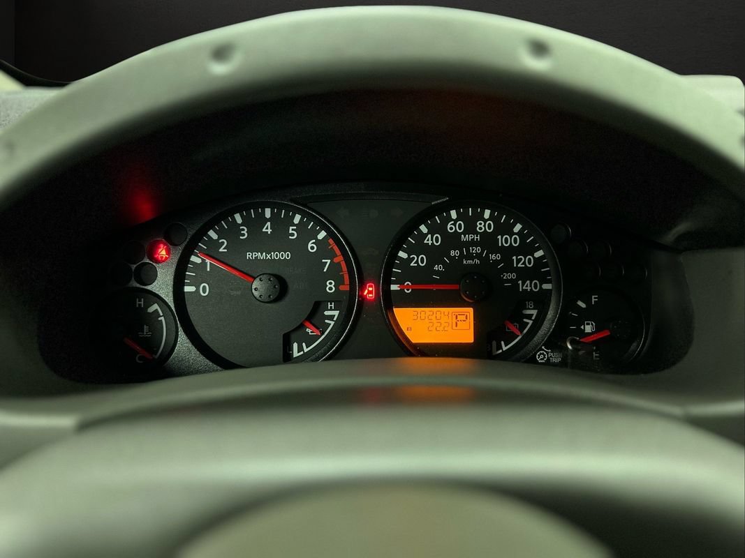Used 2013 Nissan Xterra S RWD image 19