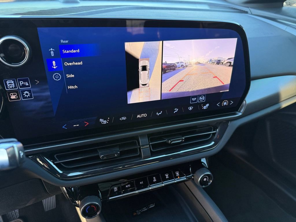 Certified 2025 Chevrolet Equinox EV RS image 16