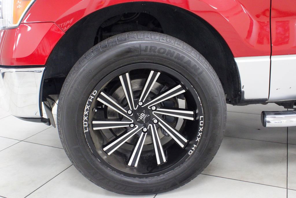 Used 2012 Ford F150 XLT w/ XLT Chrome Pkg image 7