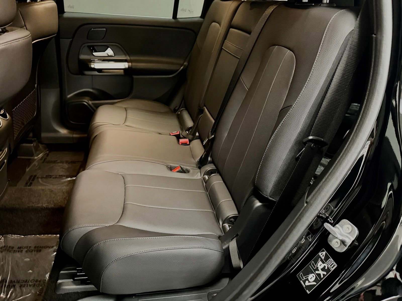 Certified 2026 Mercedes-Benz GLB 250 image 37