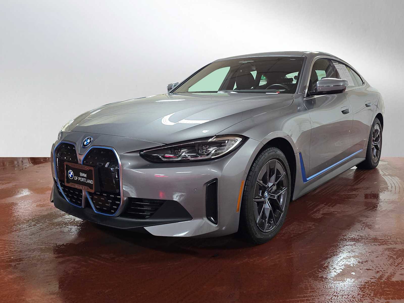 Used 2024 BMW i4 xDrive40i image 7