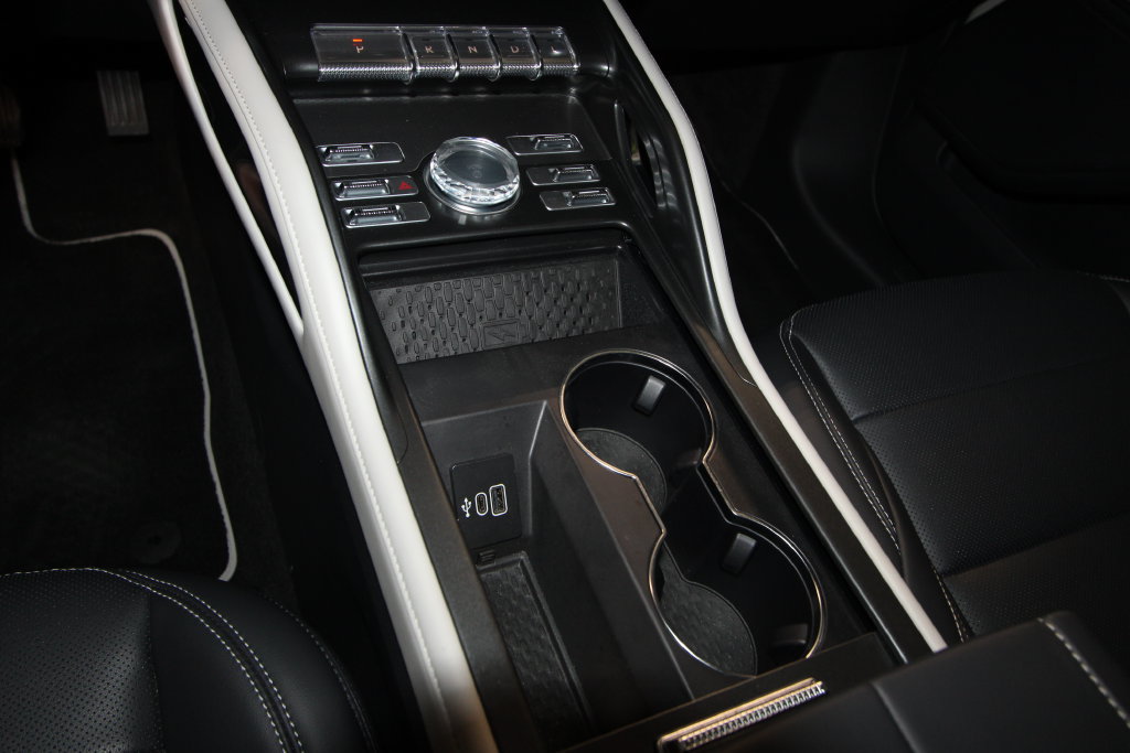 Used 2024 Lincoln Nautilus Premier AWD/4WD image 20