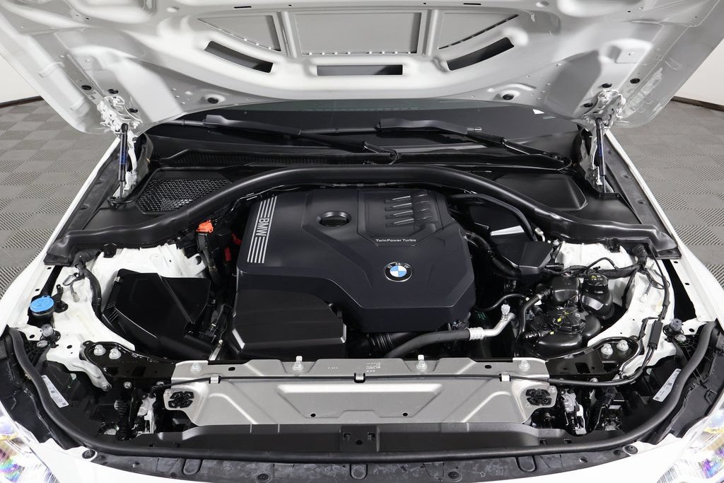 Certified 2024 BMW 230i Coupe w/ Premium Package RWD image 15