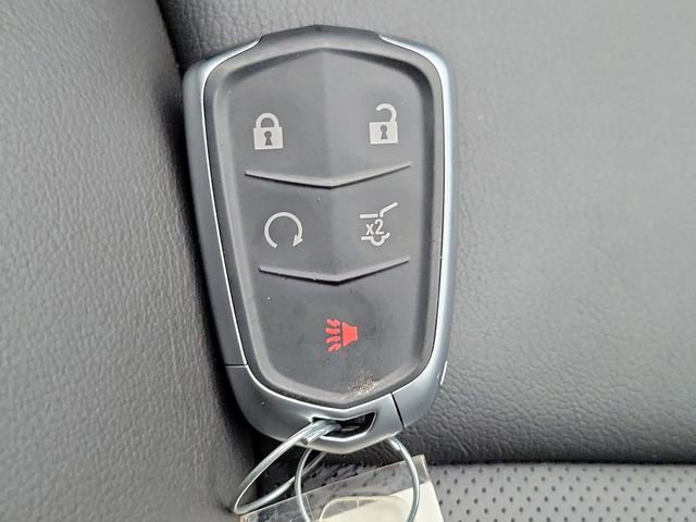 Used 2025 Cadillac XT5 Premium Luxury w/ LPO, Floor Liner Package image 21