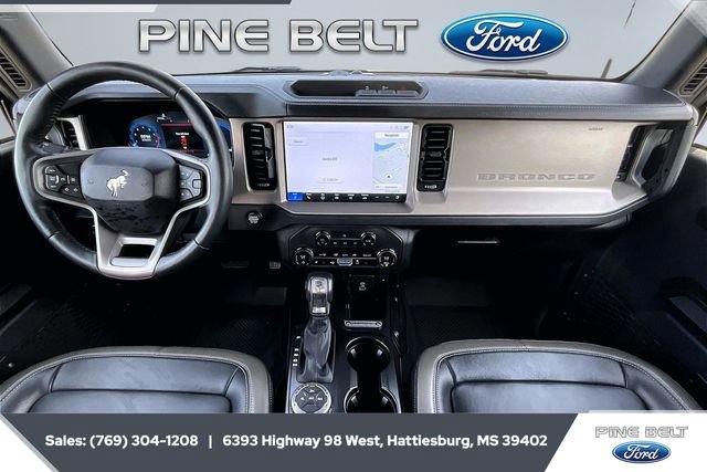 Used 2025 Ford Bronco Outer Banks image 13