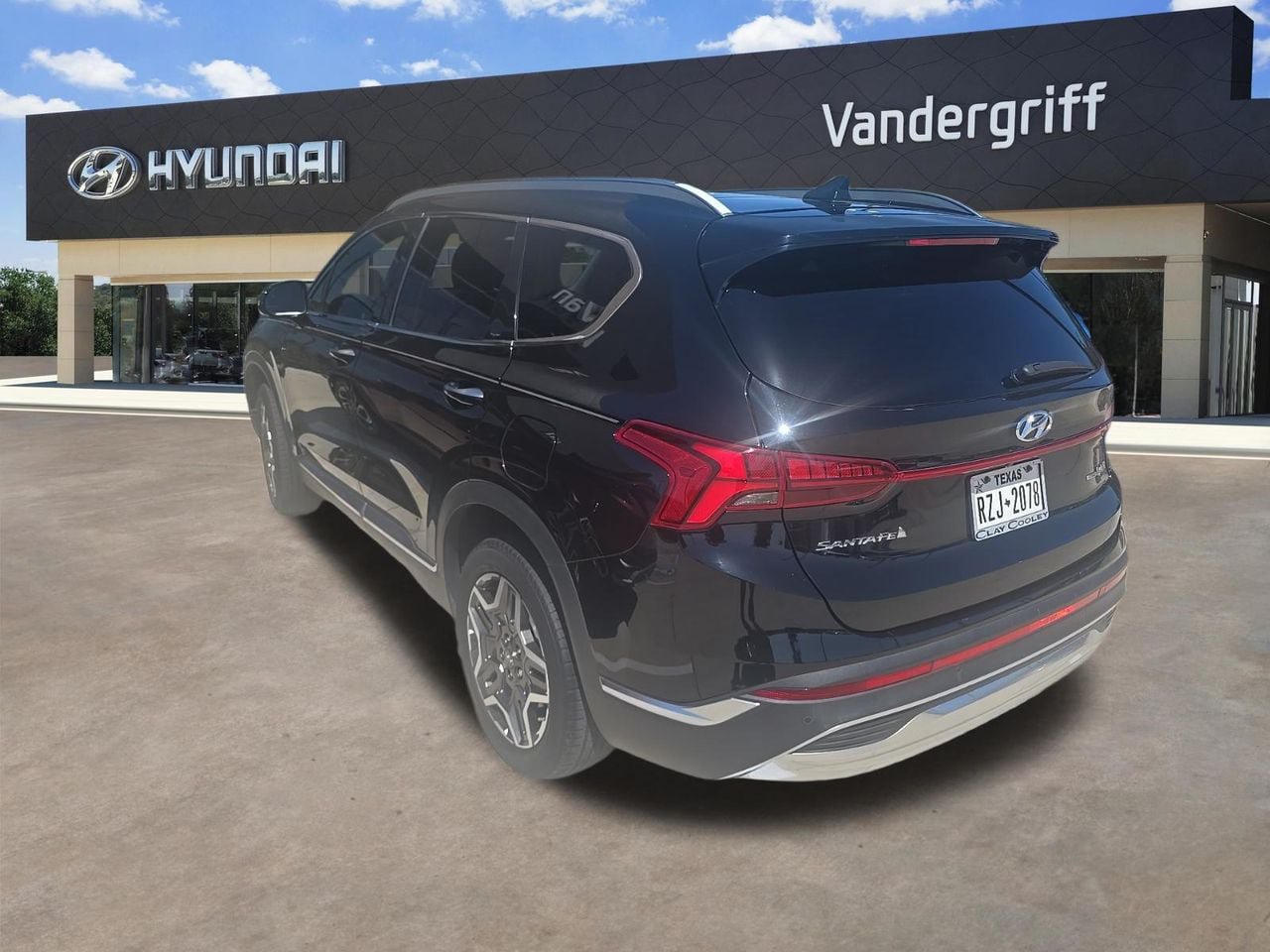 Used 2021 Hyundai Santa Fe SEL Premium w/ Cargo Package AWD/4WD image 4