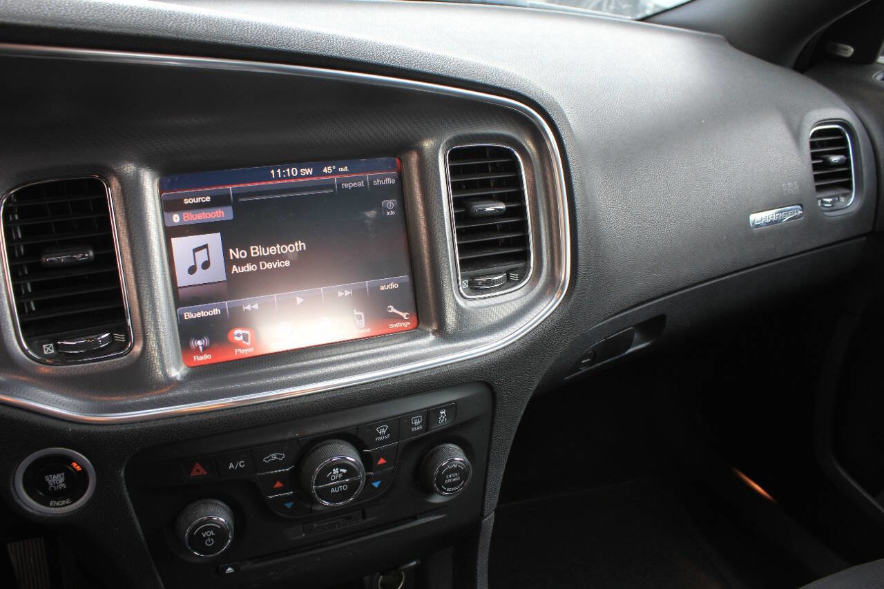 Used 2014 Dodge Charger SXT Plus image 18
