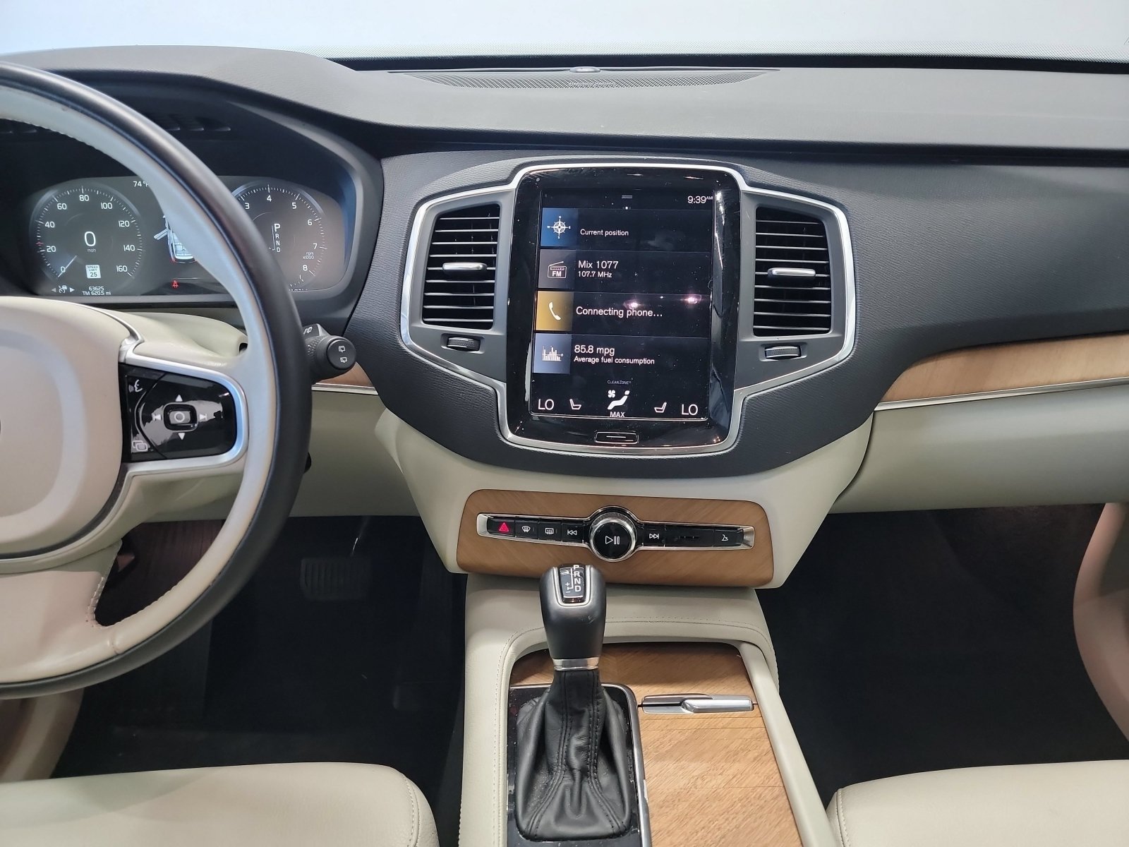 Used 2022 Volvo XC90 T6 Momentum w/ Climate Package AWD/4WD image 20