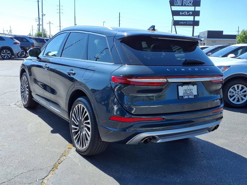 Used 2020 Lincoln Corsair Reserve w/ Equipment Group 202A AWD/4WD image 2