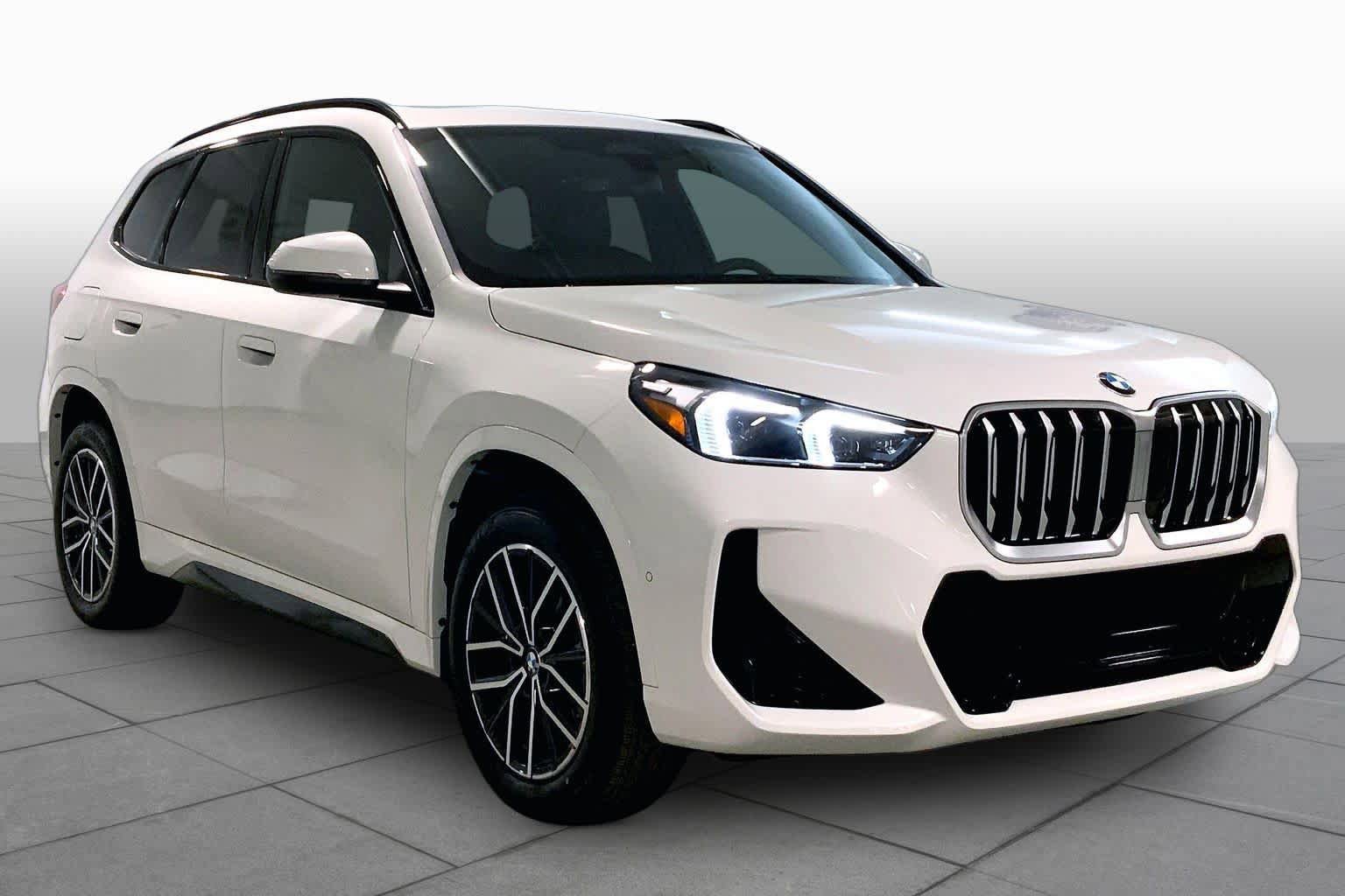 New 2026 BMW X1 xDrive28i w/ M Sport Package AWD/4WD image 2
