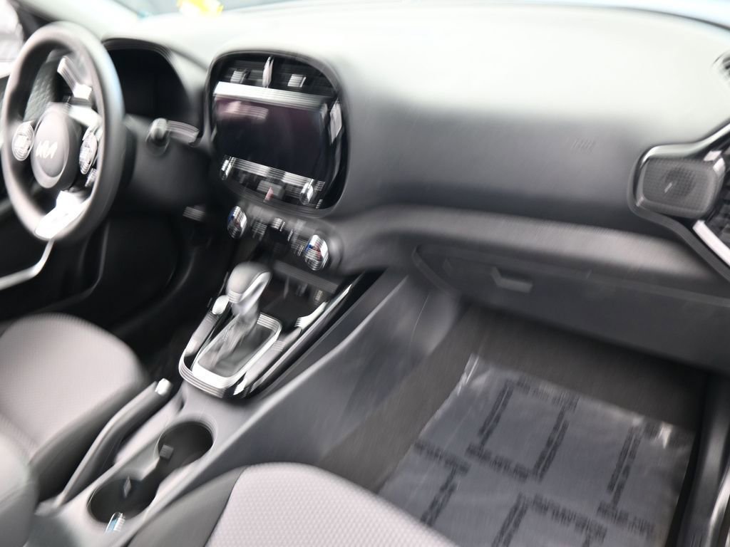 Used 2024 Kia Soul S image 41