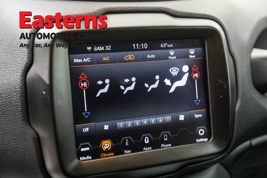 Used 2023 Jeep Renegade Latitude image 19