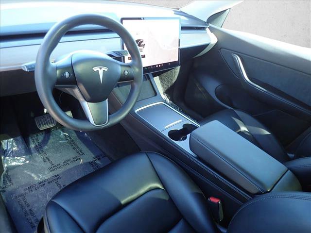 Used 2021 Tesla Model Y Long Range image 11