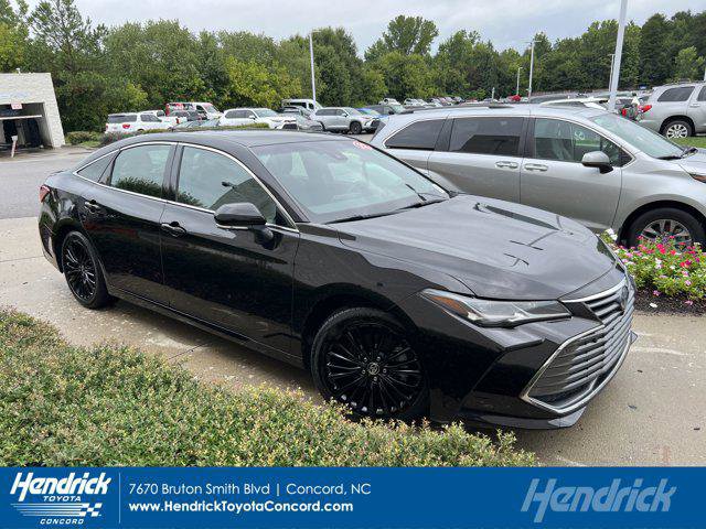 Certified 2022 Toyota Avalon Limited image 1