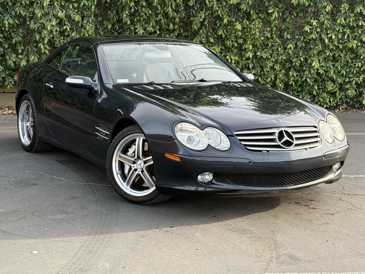Used 2005 Mercedes-Benz SL 600 image 1