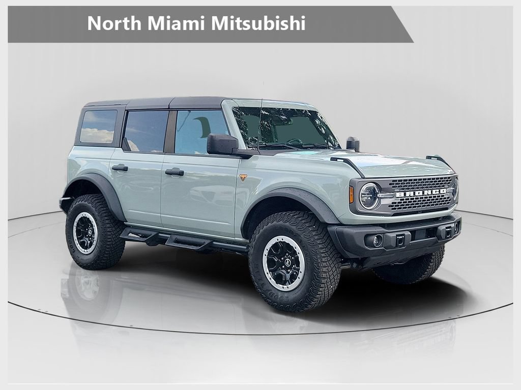 Used 2023 Ford Bronco Badlands w/ Sasquatch Package AWD/4WD image 1