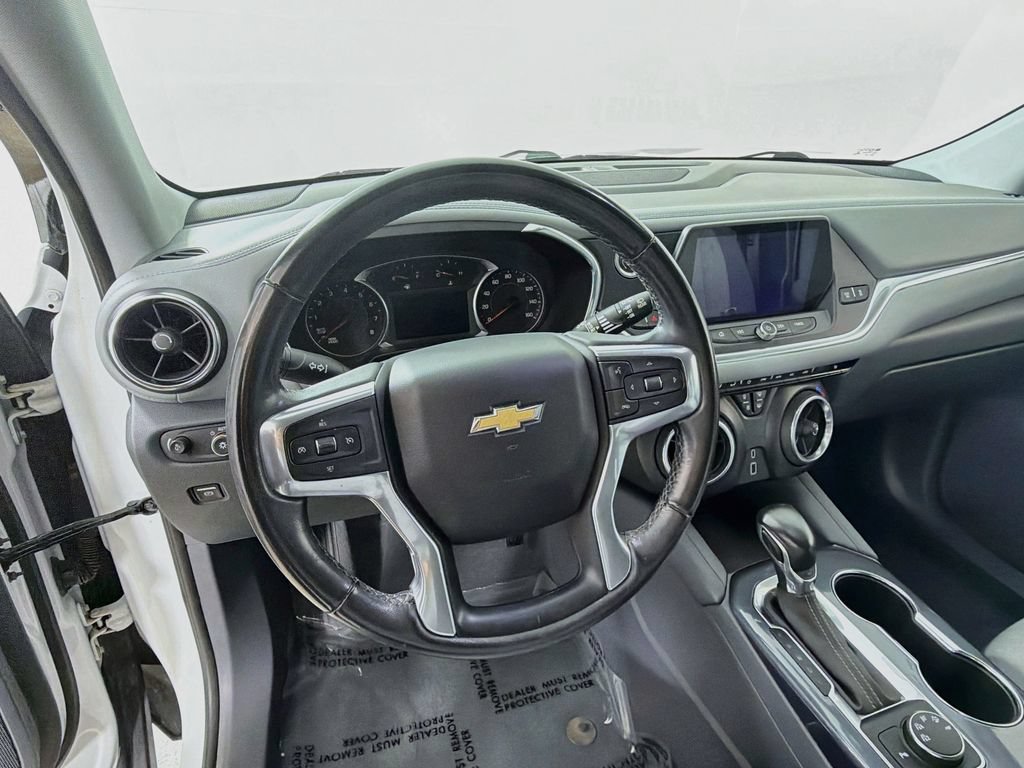 Used 2020 Chevrolet Blazer LT AWD/4WD image 11
