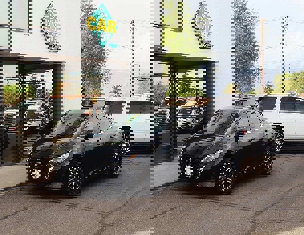 Used 2024 Nissan Sentra SV image 2