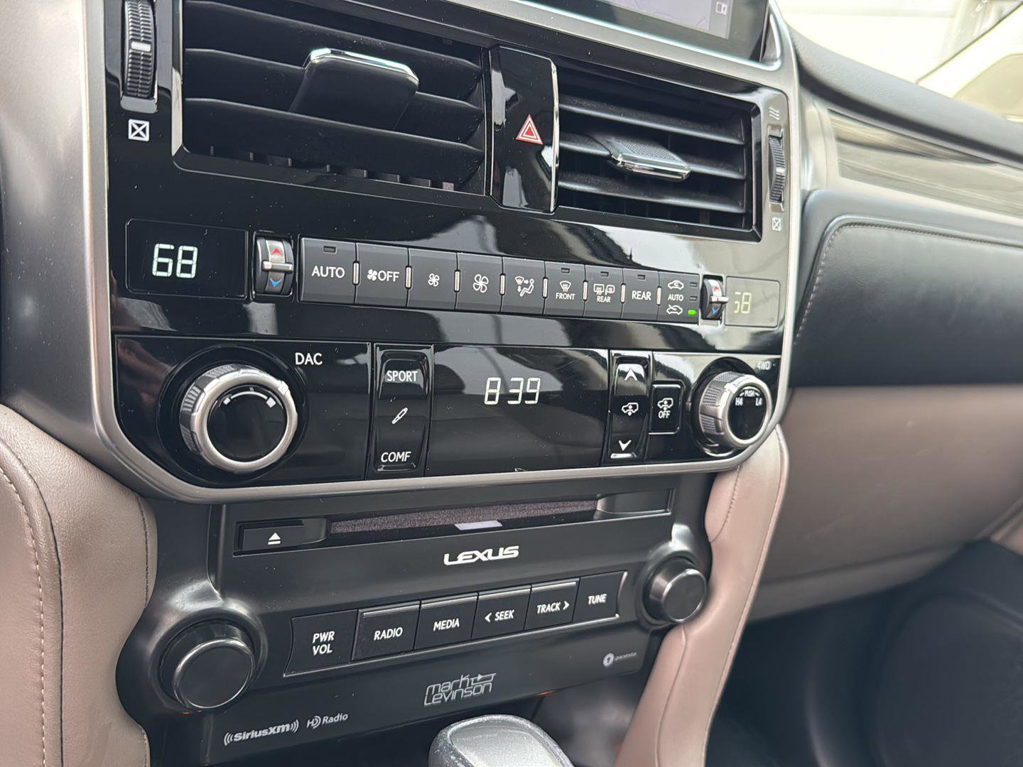 Used 2022 Lexus GX 460 Luxury w/ Sport Design Package image 24