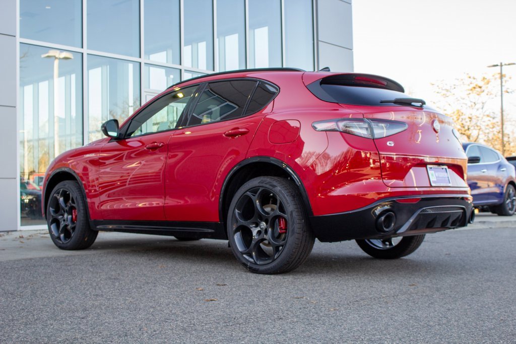 New 2025 Alfa Romeo Stelvio Sprint w/ Veloce Package image 8