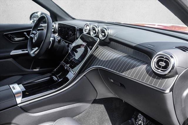 Certified 2026 Mercedes-Benz GLC 300 4MATIC image 25
