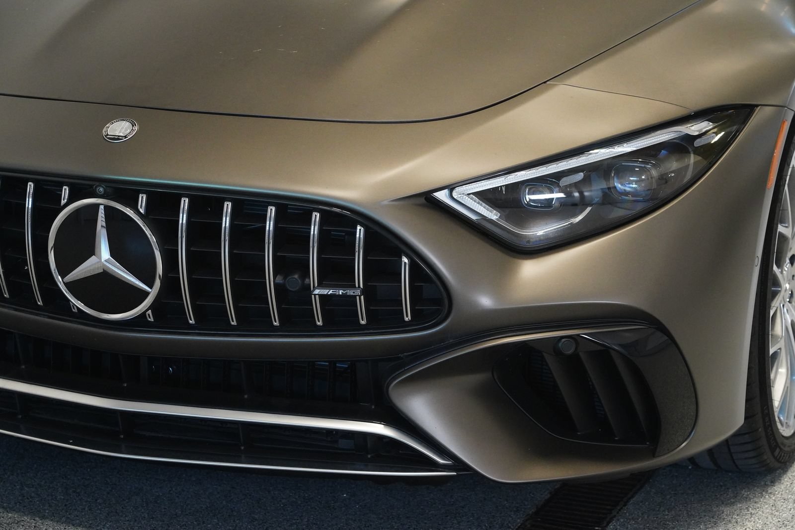 New 2026 Mercedes-Benz SL 63 AMG S e Performance 4MATIC image 12