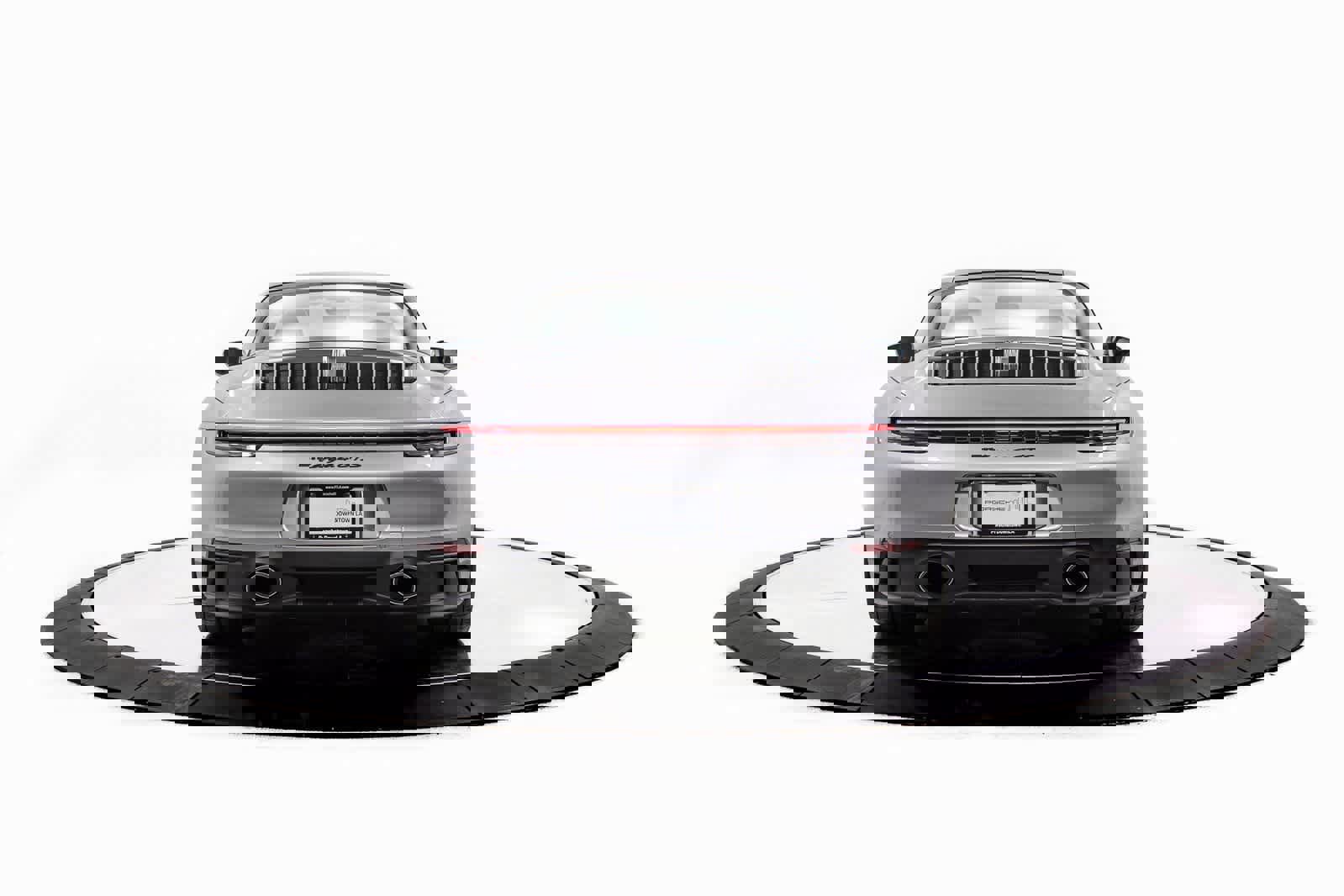 Used 2024 Porsche 911 Targa 4 GTS image 6