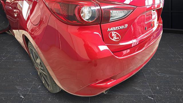 Used 2018 MAZDA MAZDA3 Grand Touring FWD image 35