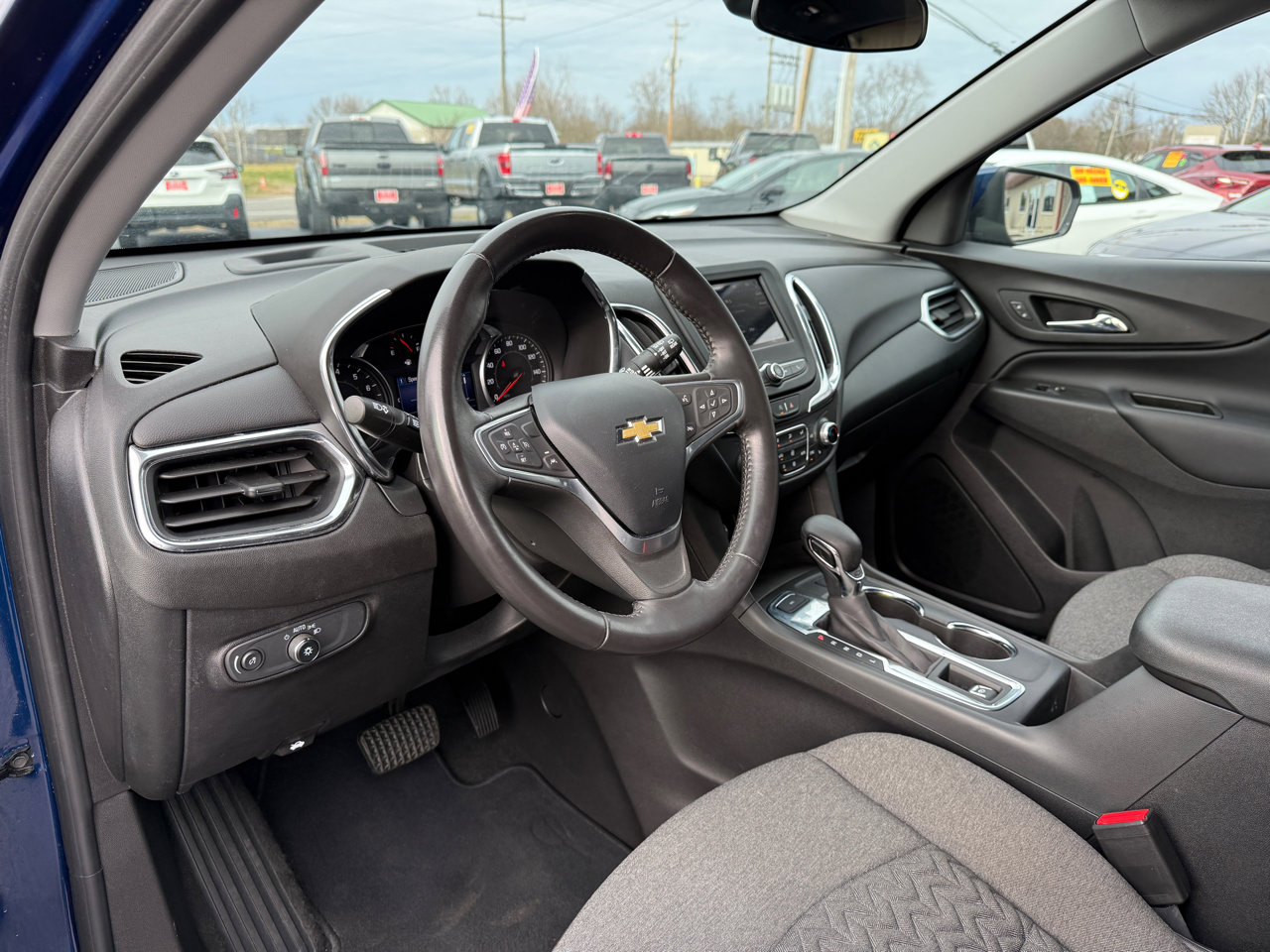 Used 2022 Chevrolet Equinox LT image 12