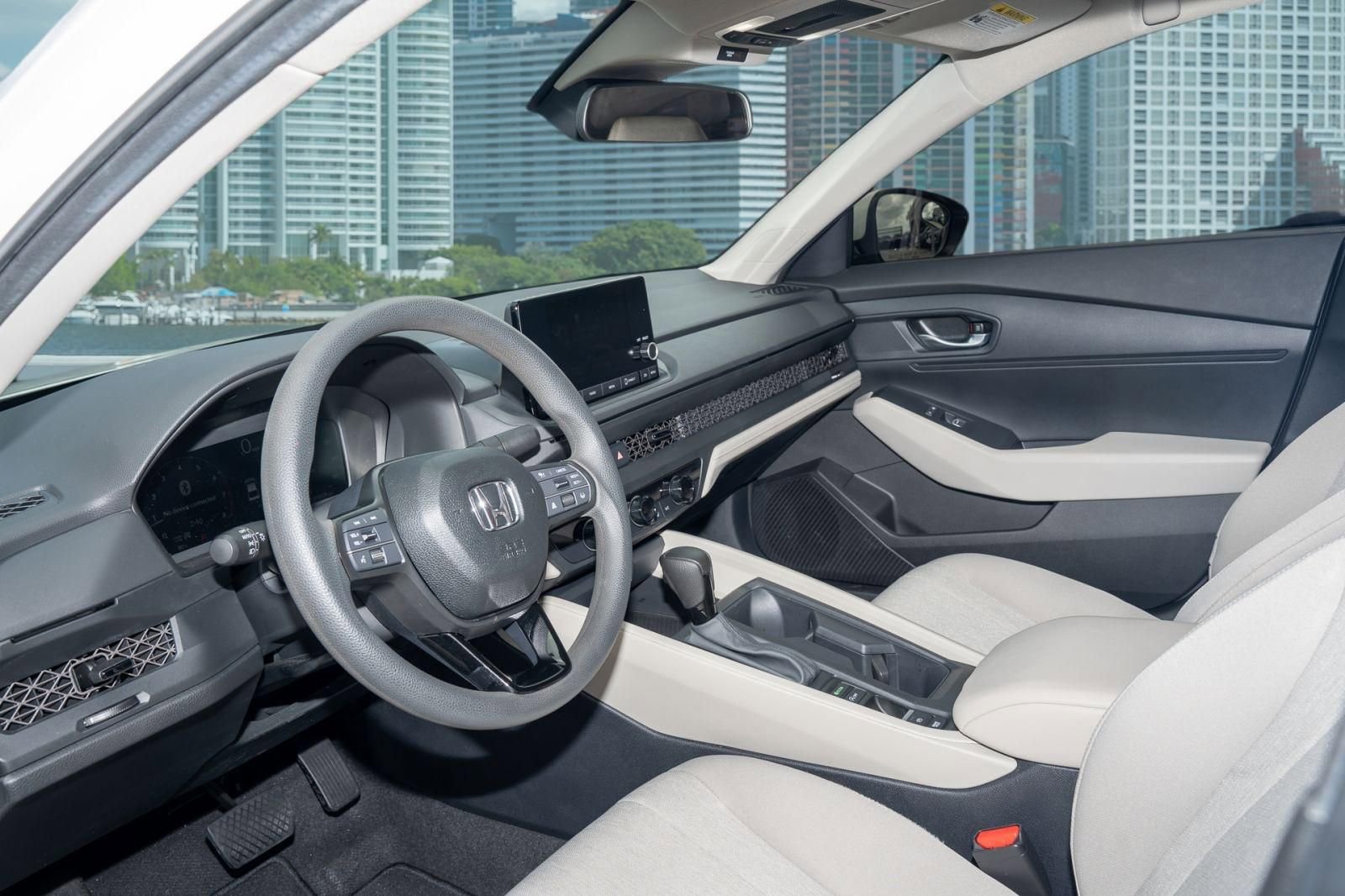 Certified 2025 Honda Accord LX image 15