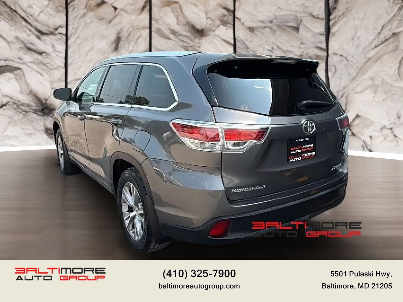 Used 2015 Toyota Highlander XLE AWD/4WD image 6