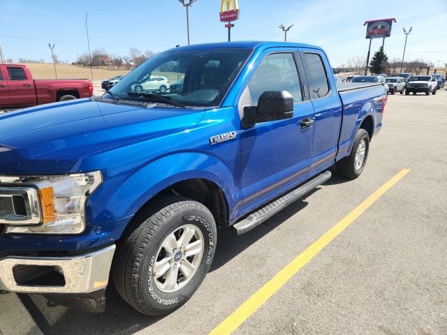 Used 2018 Ford F150 XLT image 1