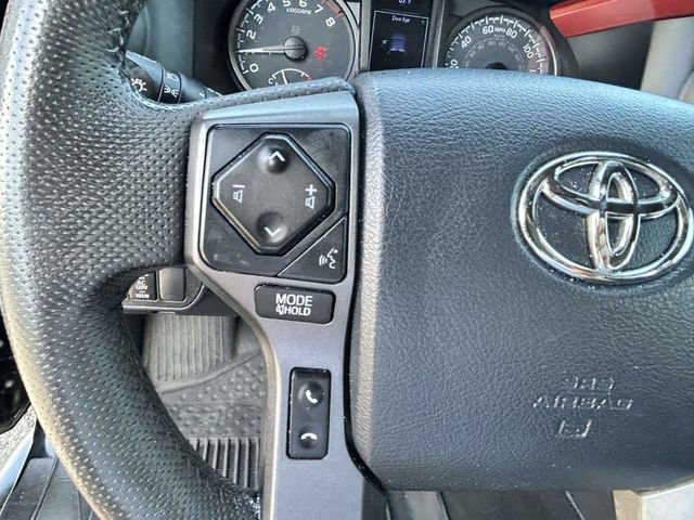 Used 2020 Toyota Tacoma TRD Off-Road AWD/4WD image 28