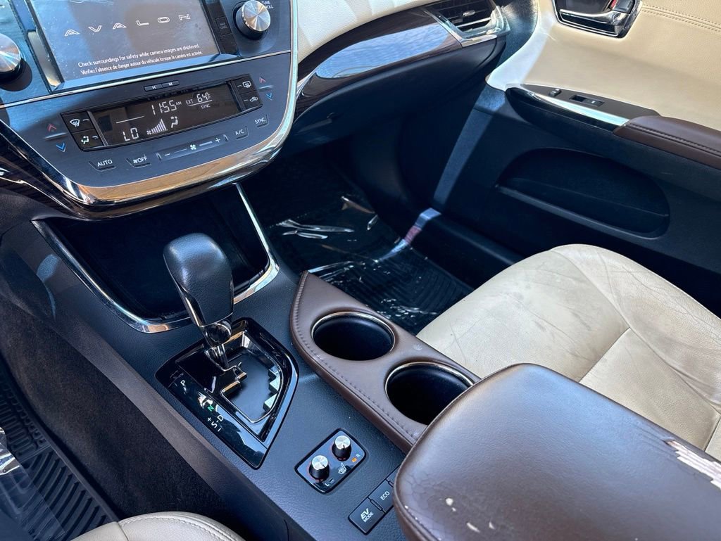 Used 2015 Toyota Avalon XLE Touring FWD image 19