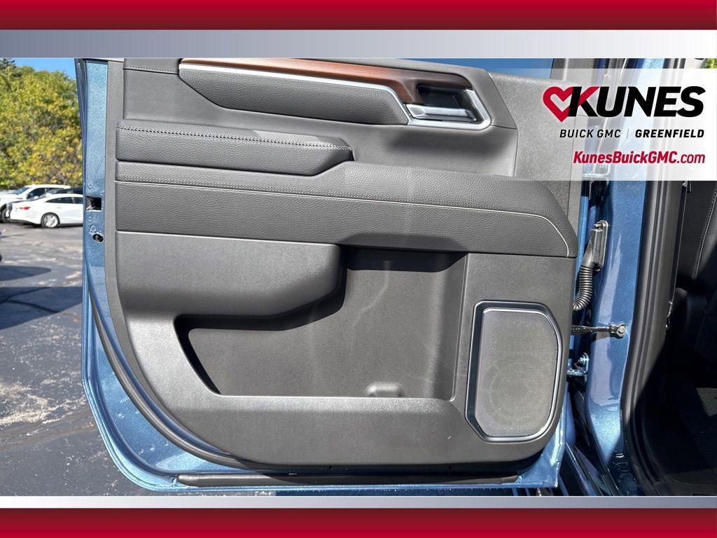 New 2026 GMC Sierra 3500 Denali w/ Denali Reserve Package image 46